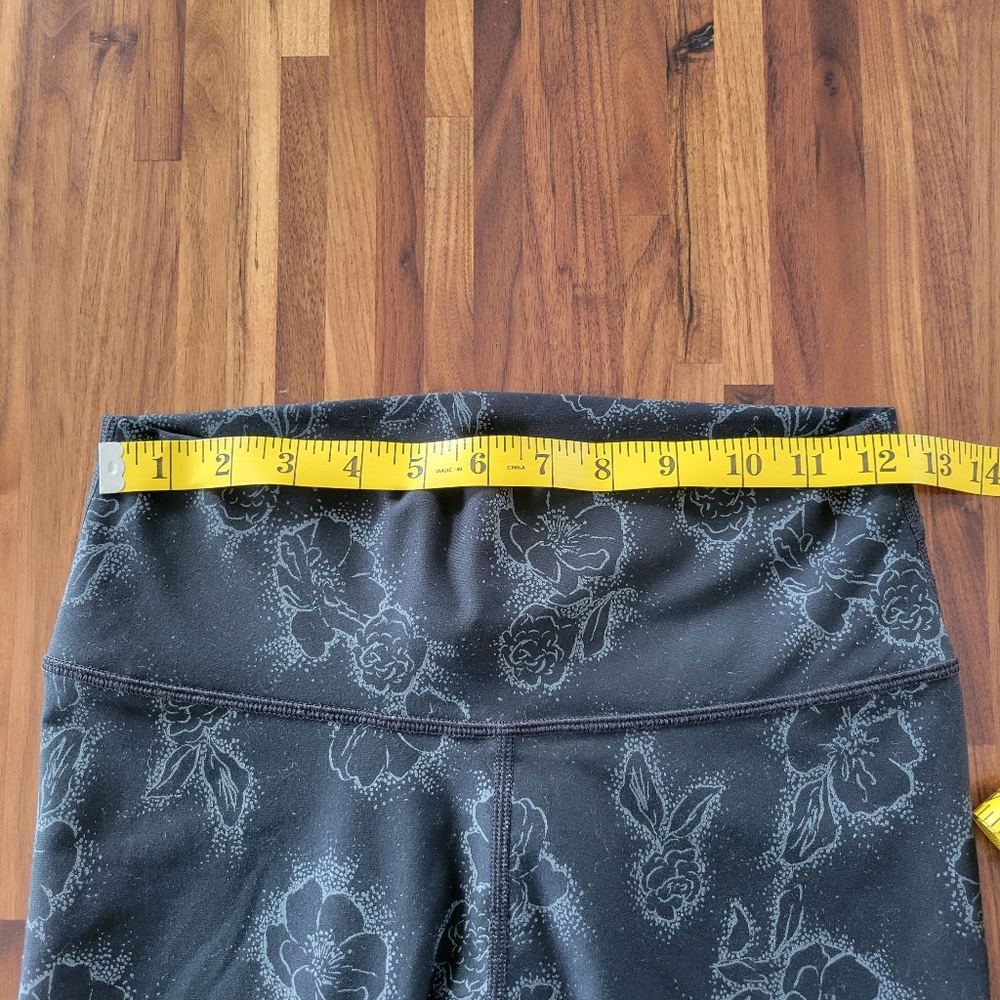 Fabletics High-Waisted Printed Powerhold 7/8 In O… - image 4